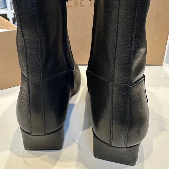 Dusty Bootie by Steve Madden - Picture 4 of 9